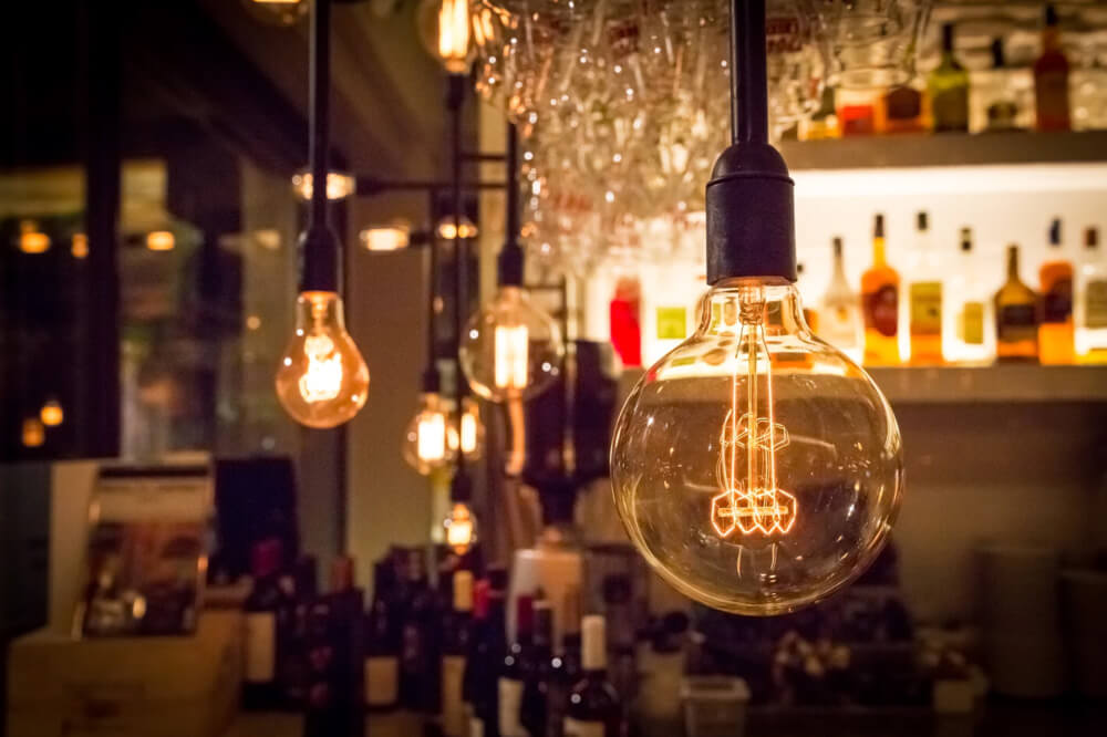 Decoración vintage un bar: iluminación y más elementos imprescindibles - LedBak